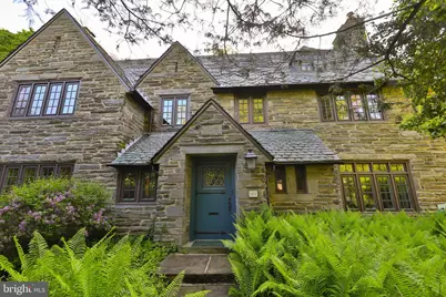 8401 Saint Martins Lane, Philadelphia, PA 19118 - Photo 3