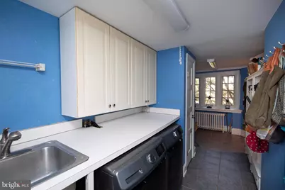 8401 Saint Martins Lane, Philadelphia, PA 19118 - Photo 17