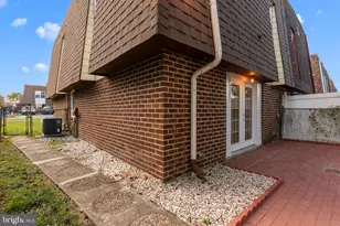 9823 Bonner St, Philadelphia, PA 19115 - Photo 27