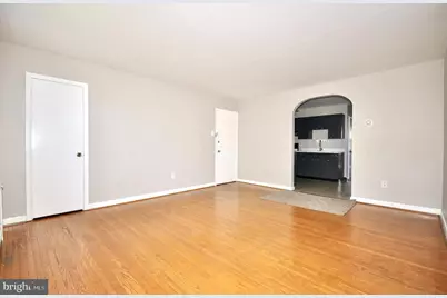 8035 Pine Road #2ND FLOOR, Philadelphia, PA 19111 - Photo 5