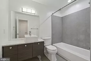 934 N 3rd St, Philadelphia, PA 19123 - Photo 17