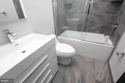 755 N Capitol Street, Philadelphia, PA 19130 - Photo 17