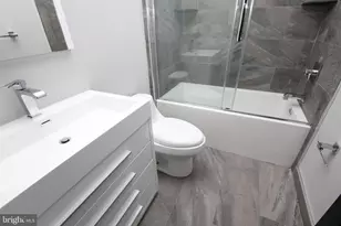 755 N Capitol St, Philadelphia, PA 19130 - Photo 17