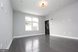 755 N Capitol St, Philadelphia, PA 19130 - Photo 13