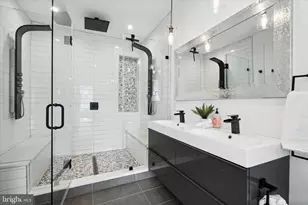 1825 Ginnodo St, Philadelphia, PA 19130 - Photo 27