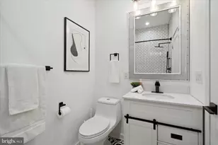 1825 Ginnodo St, Philadelphia, PA 19130 - Photo 25