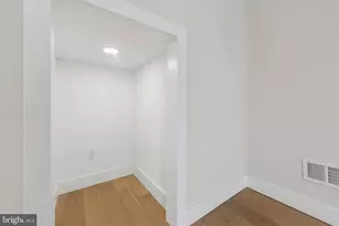 2440 E Harold St, Philadelphia, PA 19125 - Photo 25