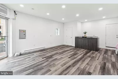 1633 W Oxford Street, Philadelphia, PA 19121 - Photo 3