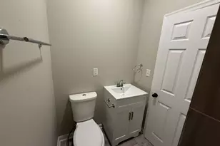 5618 Cedar Ave, Philadelphia, PA 19143 - Photo 17