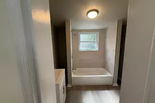 5618 Cedar Ave, Philadelphia, PA 19143 - Photo 11