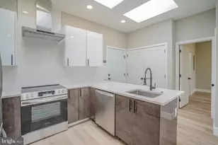 1503 N Front St, Philadelphia, PA 19122 - Photo 3