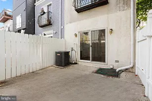 2121 Montrose St, Philadelphia, PA 19146 - Photo 9