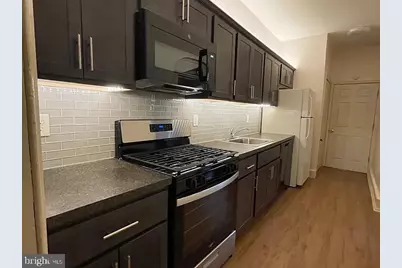 112 N 34th Street #1R, Philadelphia, PA 19104 - Photo 5