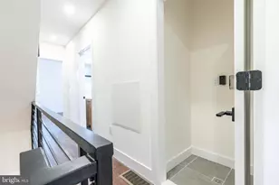 1905 S Alder St, Philadelphia, PA 19148 - Photo 11