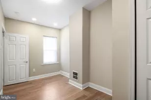 2445 Ingersoll St, Philadelphia, PA 19121 - Photo 15