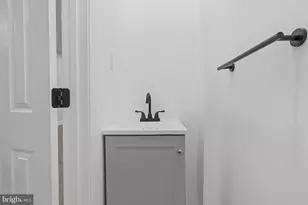 1612 S 24th St, Philadelphia, PA 19145 - Photo 7