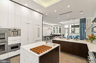 1646 Carlton St, Philadelphia, PA 19103 - Photo 21