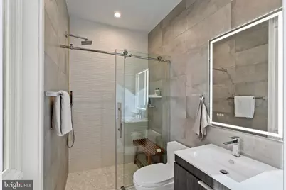 1646 Carlton Street, Philadelphia, PA 19103 - Photo 29