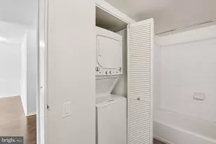 1420 Locust St, Philadelphia, PA 19102 - Photo 21