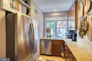 2216 Pemberton St, Philadelphia, PA 19146 - Photo 15