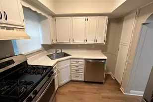 1909 S Hemberger St, Philadelphia, PA 19145 - Photo 3