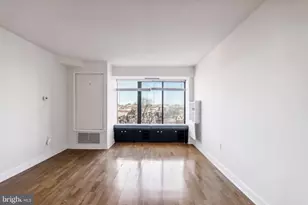 2001 Hamilton St, Philadelphia, PA 19130 - Photo 3