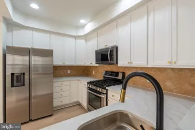 3217 Davinci Drive, Philadelphia, PA 19145 - Photo 15