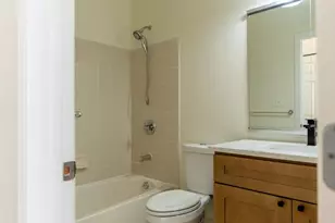 3217 Davinci Dr, Philadelphia, PA 19145 - Photo 27