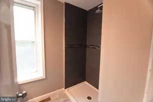 1732 N Sydenham St, Philadelphia, PA 19121 - Photo 7