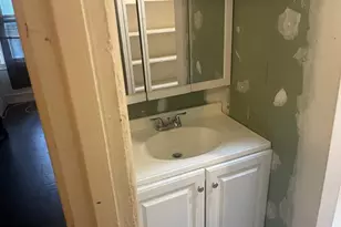 843 E Price St, Philadelphia, PA 19138 - Photo 7