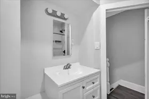 4729 Princeton Ave, Philadelphia, PA 19135 - Photo 11