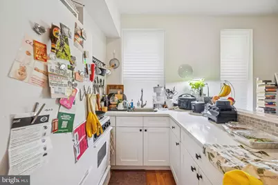 142 N 21st Street, Philadelphia, PA 19103 - Photo 3