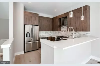 250 Poplar Street, Philadelphia, PA 19123 - Photo 3