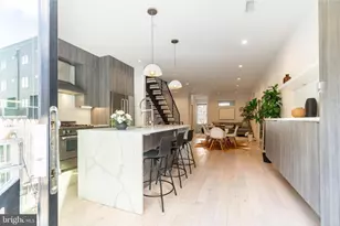 2058 E Susquehanna Ave, Philadelphia, PA 19125 - Photo 23