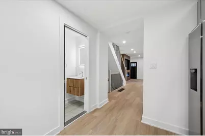 2334 S Warnock Street, Philadelphia, PA 19148 - Photo 9