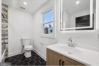 2334 S Warnock Street, Philadelphia, PA 19148 - Photo 15