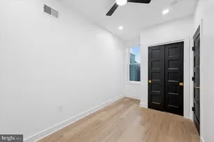 2334 S Warnock St, Philadelphia, PA 19148 - Photo 11