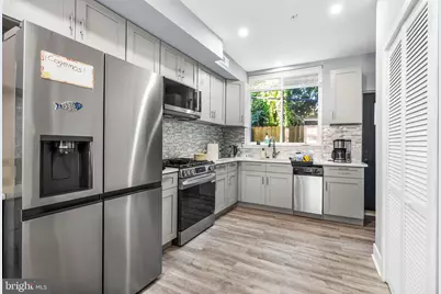 3211 Latona Street, Philadelphia, PA 19146 - Photo 5