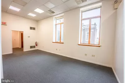 2708 Commerce Way #203, Philadelphia, PA 19154 - Photo 9