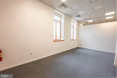 2708 Commerce Way #203, Philadelphia, PA 19154 - Photo 11