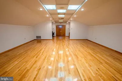 2708 Commerce Way #401, Philadelphia, PA 19154 - Photo 5