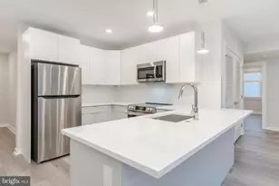 3449 Scotts Ln, Philadelphia, PA 19129 - Photo 3