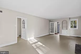 715 E Dorset St, Philadelphia, PA 19119 - Photo 15