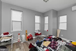 2401 N Hollywood St, Philadelphia, PA 19132 - Photo 11