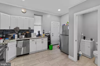 2401 N Hollywood Street, Philadelphia, PA 19132 - Photo 9