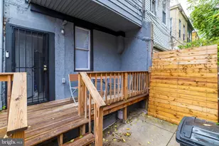 2401 N Hollywood St, Philadelphia, PA 19132 - Photo 25