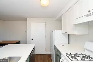 1554 N Lawrence St, Philadelphia, PA 19122 - Photo 9