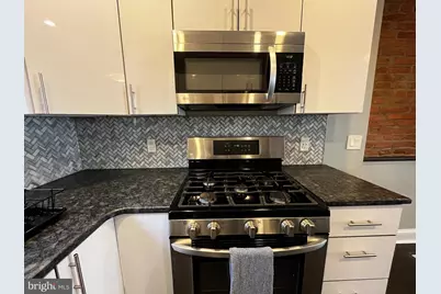 2423 W Seybert Street, Philadelphia, PA 19121 - Photo 11