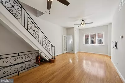 2142 S Hicks Street, Philadelphia, PA 19145 - Photo 5