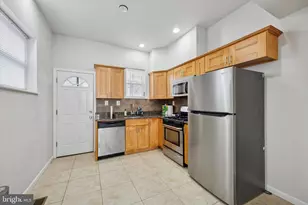 2142 S Hicks St, Philadelphia, PA 19145 - Photo 3